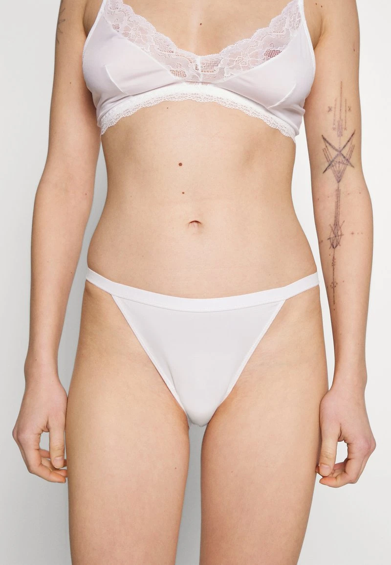 Anna Field 5 PACK - Slip - White/dark Blue/nude 4 Anna Field 5 PACK - Slip - White/dark Blue/nude - Image 2