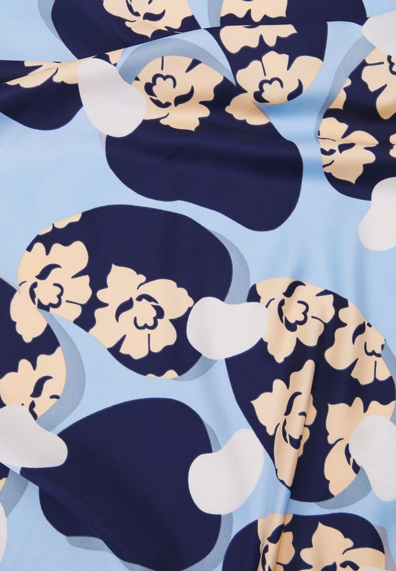 Anna Field Tuch - Blue 5 Anna Field Tuch - Blue - Image 3