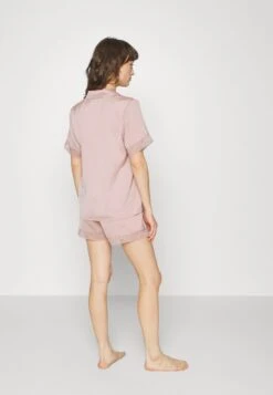 Anna Field GIFT BOX PJ SET - Pyjama - Pink 10 Anna Field GIFT BOX PJ SET - Pyjama - Pink -Anna Field Verkäufe be4b5b8bac15409b94db3f1255e071a9