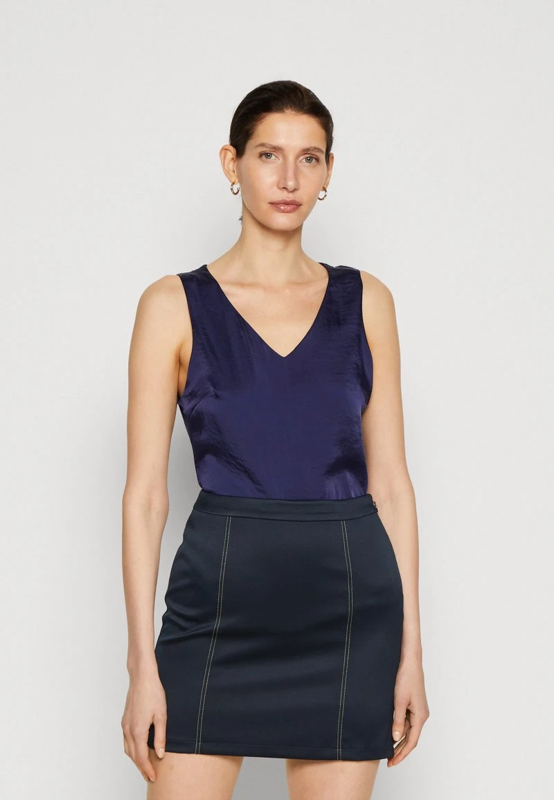 Anna Field Top - Blue 3 Anna Field Top - Blue